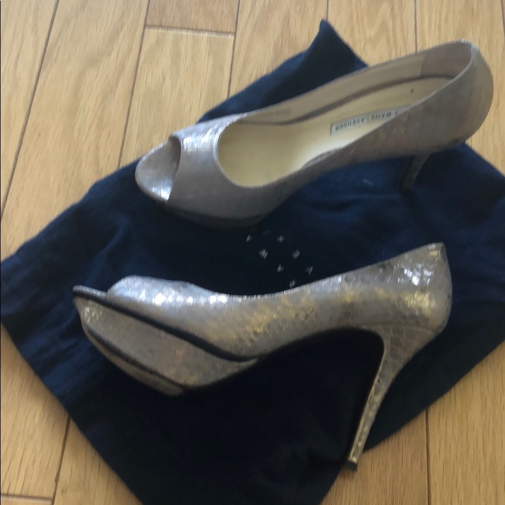 Vera wang lavender silver women’s shoes